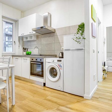 Joivy Warm And Inviting Flat With Balcony Διαμέρισμα Μιλάνο Εξωτερικό φωτογραφία