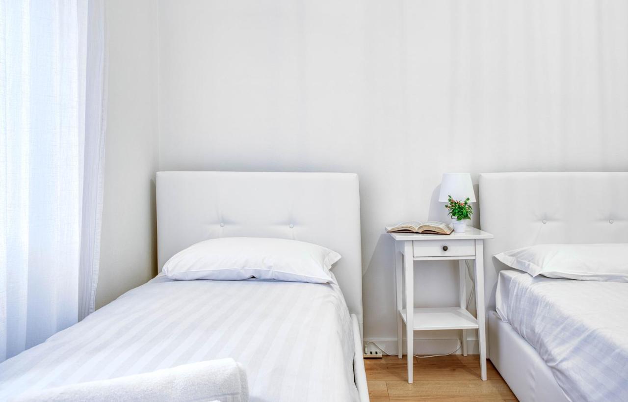 Joivy Warm And Inviting Flat With Balcony Διαμέρισμα Μιλάνο Εξωτερικό φωτογραφία